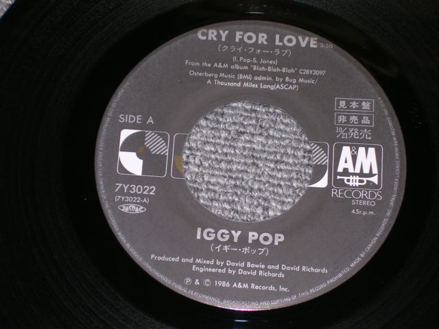 Photo: IGGY POP イギー・ポップ - CRY FOR LOVE (Ex,Ex++/MINT- Sound:Ex+++ )  /  1986 JAPAN ORIGINAL   PROMO 7"Single 