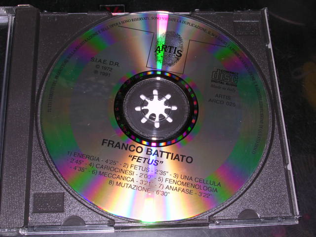 Photo: FRANCO BATTIATO - FETUS / 1998 used CD With OBI ( ITALIAN  PRESS+ JAPAN OBI &LINNER )