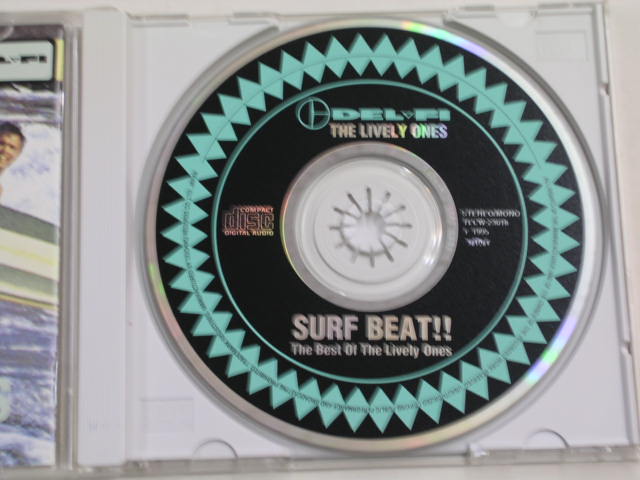 Photo: THE LIVELY ONES - SURF BEAT!! / 1995 JAPAN ORIGINAL used CD With OBI 
