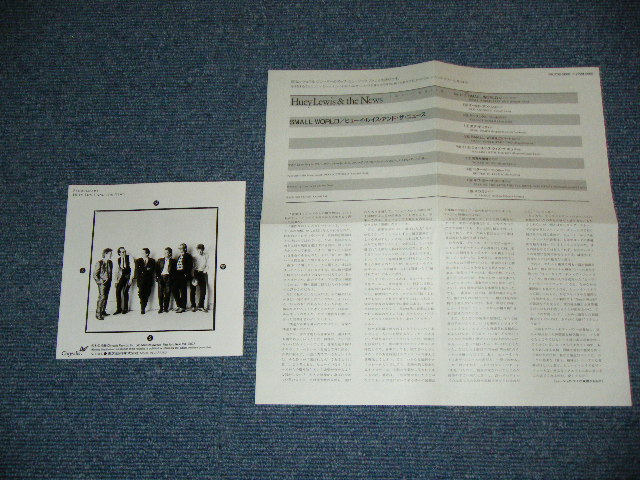 Photo: HUEY LEWIS & THE NEWS - SMALL WORLD / 1988 ISSUED 3200 yen VERSION  JAPAN  ORIGINAL  Used CD With OBI 