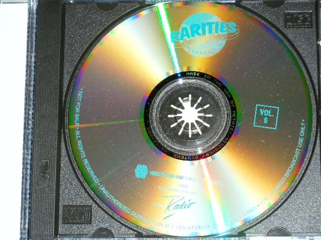 Photo: BEATLES,DOORS,BEACH BOYS,ROLLING STONES,CRYSTALS,HYOLLIES,DAVE CLARK FIVE.+Etc... - RARITIES ON COMPACT DISC VOLUME #6 RADIO SHOW / 1991 US ORIGINAL RADIO SHOW CD 