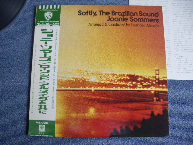 Photo1: JOANIE SOMMERS With LAURINDO ALMEIDA - SOFTLY, THE BRIZILLIAN SOUND / 1971 JAPAN ORIGINAL LP+Obi ( WITH BACK ORDER SHEET on OBI'S BACK )