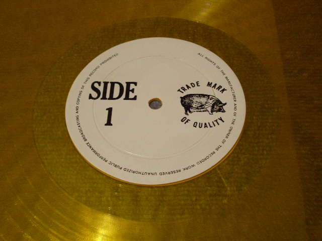 Photo: NEIL YOUNG - BOULDER, COLORADO  /  BOOT LP ORANGE WAX VINYL 