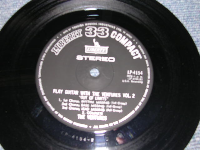 Photo: THE VENTURES - PLAY GUITAR SERIES NO.2 OUT OF LIMITS / 1960s JAPAN ORIGINAL used 7"EP
